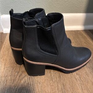 Naturalizer Black Ankle Booties